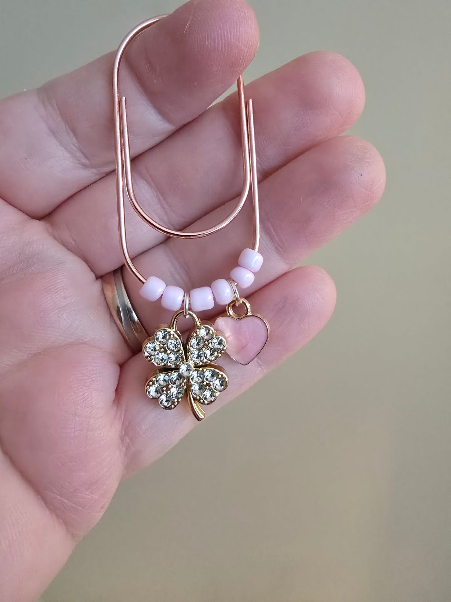 Trombone pendenti " Tréfle & coeur rose"