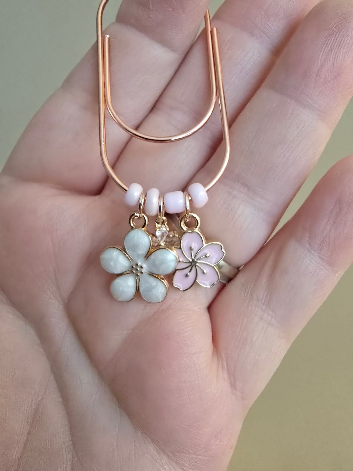 Trombone pendentif " Deux fleurs"